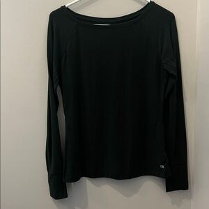 GAP Hunter Green Long Sleeve Activewear Top - Size Small